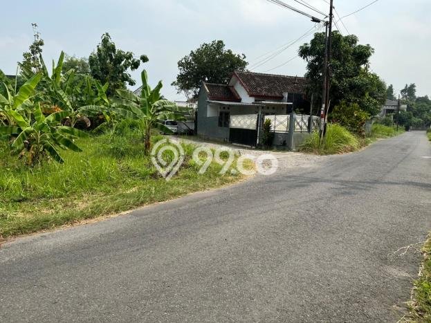Jual Tanah Lokasi Strategis Kawasan Sleman, Luas 145m², Dekat Sleman, Yogyakarta, Yogyakarta Jual Tanah Lokasi Strategis Kawasan Sleman, Luas 145m², Dekat Sleman, Yogyakarta, Yogyakarta