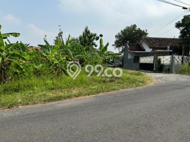 Jual Tanah Lokasi Strategis Kawasan Sleman, Luas 145m², Dekat Sleman, Yogyakarta, Yogyakarta Jual Tanah Lokasi Strategis Kawasan Sleman, Luas 145m², Dekat Sleman, Yogyakarta, Yogyakarta