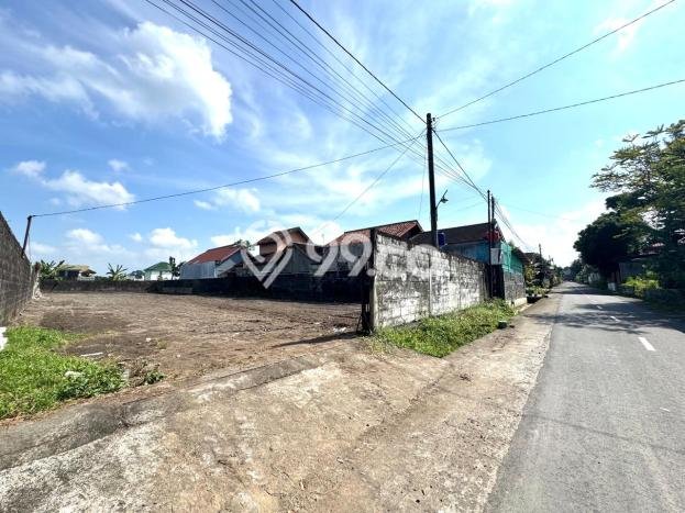 Jarang Ada! Tanah di Sleman Punya Luas 171m2 SHM Jarang Ada! Tanah di Sleman Punya Luas 171m2 SHM