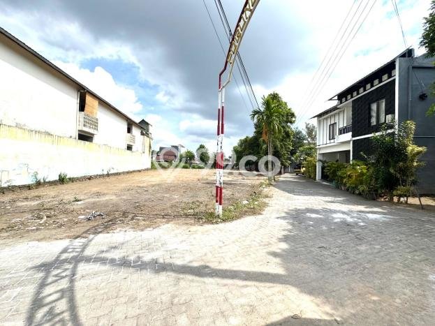Tanah Kosong Dijual di Sleman dengan Area 170m2 Tanah Kosong Dijual di Sleman dengan Area 170m2