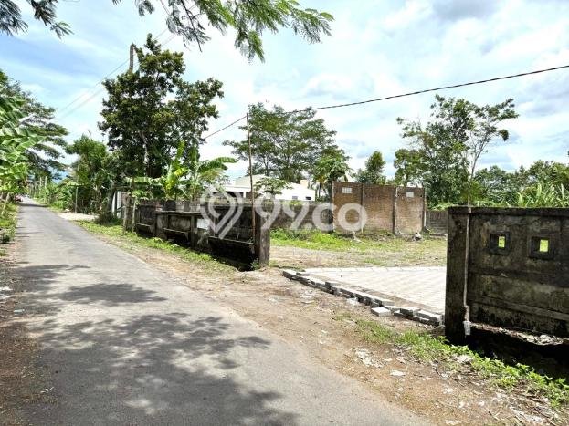 Tanah Dijual Lokasi Strategis di Yogyakarta dengan Luas 120m2 Tanah Dijual Lokasi Strategis di Yogyakarta dengan Luas 120m2