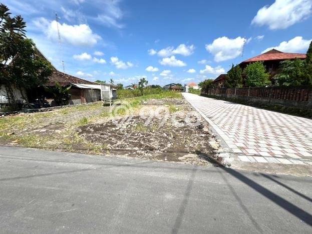 Lahan Kosong Dijual di Depok, Sleman, Luas 157m2 Area Strategis Lahan Kosong Dijual di Depok, Sleman, Luas 157m2 Area Strategis