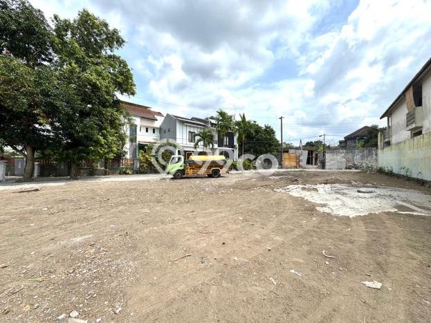 Tanah Dijual Area Strategis di Condong Catur Sleman 180m2 Tanah Dijual Area Strategis di Condong Catur Sleman 180m2