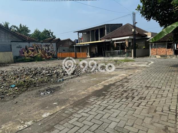 Tanah Kawasan Sleman, Luas 147m², Area Strategis, Dekat Sleman, Yogyakarta, Yogyakarta Tanah Kawasan Sleman, Luas 147m², Area Strategis, Dekat Sleman, Yogyakarta, Yogyakarta
