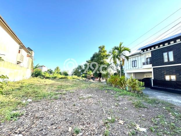 Lahan Dijual Lokasi Strategis di Yogyakarta dengan Luas 180m2 Lahan Dijual Lokasi Strategis di Yogyakarta dengan Luas 180m2