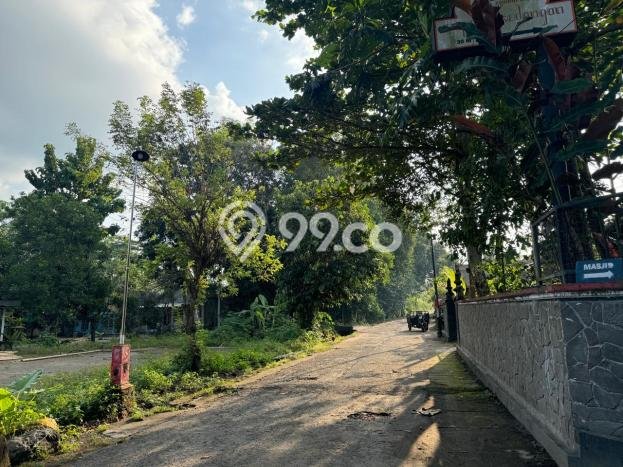 Tanah Kawasan Bisnis di Sleman, Luas 135m², Ideal untuk Usaha Tanah Kawasan Bisnis di Sleman, Luas 135m², Ideal untuk Usaha