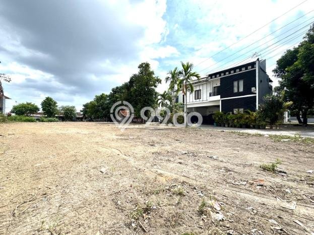 Tanah Kosong Dijual di Sleman dengan Area 170m2 Tanah Kosong Dijual di Sleman dengan Area 170m2