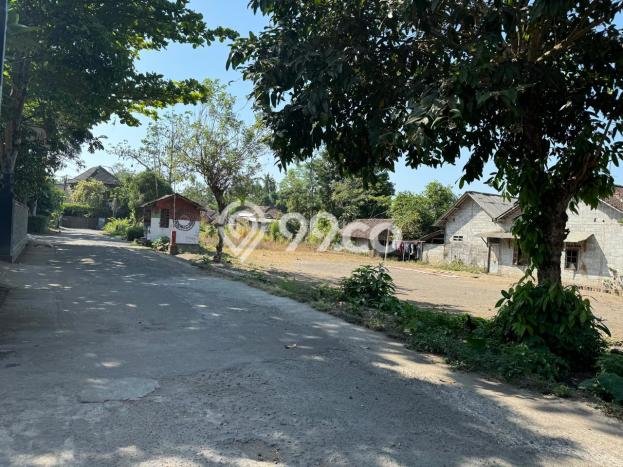 Tanah Area Berkembang di Ngaglik, Luas 135m², Kawasan Asri, Dekat Ngaglik, Sleman, Sleman Tanah Area Berkembang di Ngaglik, Luas 135m², Kawasan Asri, Dekat Ngaglik, Sleman, Sleman
