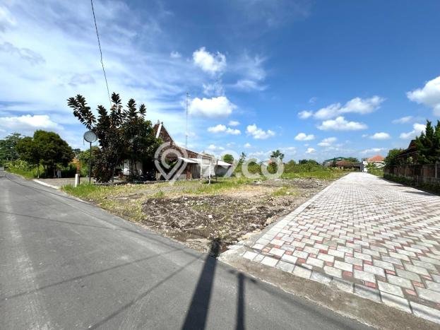 Lahan Kosong Dijual di Depok, Sleman, Luas 157m2 Area Strategis Lahan Kosong Dijual di Depok, Sleman, Luas 157m2 Area Strategis