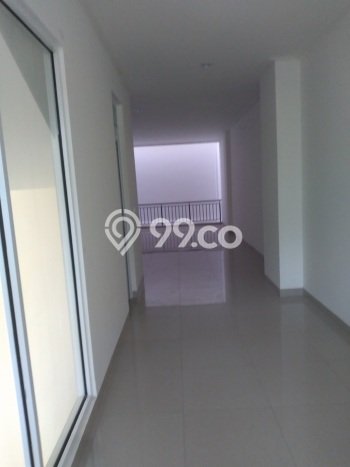 Ruko Disewa di Jakarta Utara dengan LB 180m2 Area Komersial Ramai Ruko Disewa di Jakarta Utara dengan LB 180m2 Area Komersial Ramai