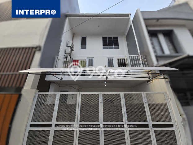 Rumah Minimalis 3 KT di Tanjung Duren Jakarta Barat Unfurnished Rumah Minimalis 3 KT di Tanjung Duren Jakarta Barat Unfurnished