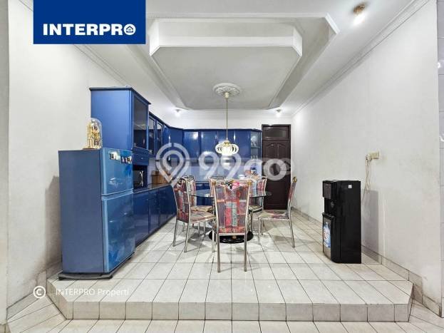 Rumah Luxury Modern Siap Huni di Puri Indah Jakarta Barat Rumah Luxury Modern Siap Huni di Puri Indah Jakarta Barat