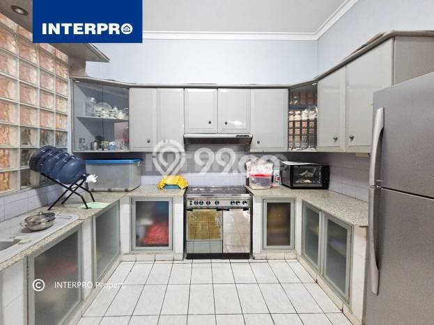 Rumah Luxury Modern Siap Huni di Puri Indah Jakarta Barat Rumah Luxury Modern Siap Huni di Puri Indah Jakarta Barat