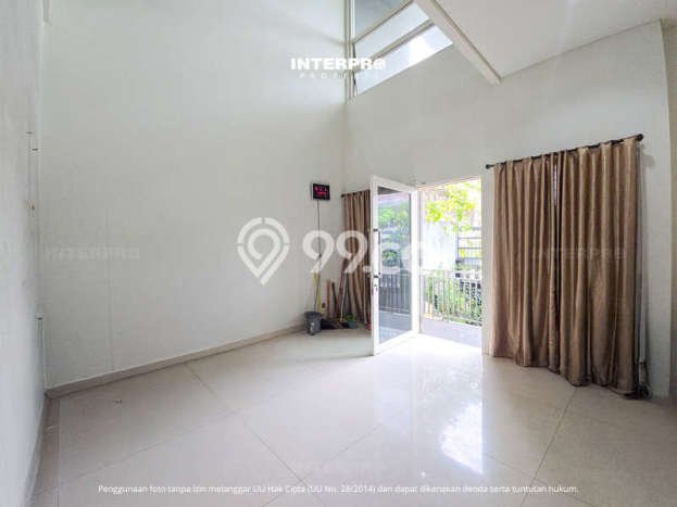 Dijual Rumah Premium dengan Fasilitas Sekitar Lengkap di Kebon Jeruk, Jakarta Barat Dijual Rumah Premium dengan Fasilitas Sekitar Lengkap di Kebon Jeruk, Jakarta Barat