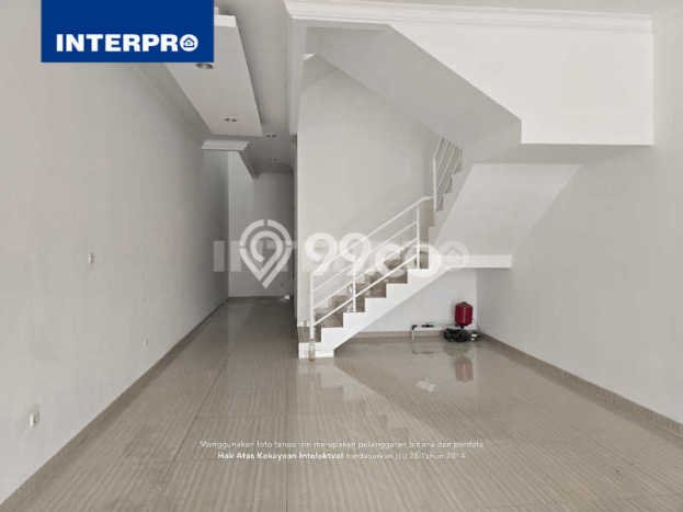 Ruko Dijual di Prime Area Jakarta Barat Luas 250m2 Ruko Dijual di Prime Area Jakarta Barat Luas 250m2