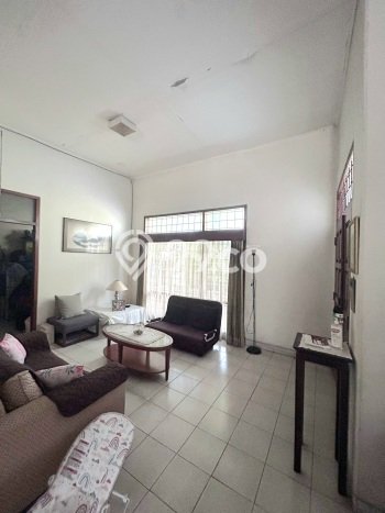 Rumah Mewah Dijual LT 894m2 di Kebon Jeruk, Jakarta Barat Rumah Mewah Dijual LT 894m2 di Kebon Jeruk, Jakarta Barat