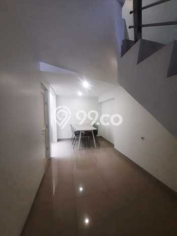 Rumah Strategis Minimalis Lb 180m2 di Kelapa Gading, Jakarta Utara Rumah Strategis Minimalis Lb 180m2 di Kelapa Gading, Jakarta Utara