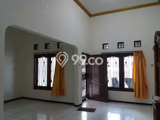 Dijual Rumah Strategis Bagus Punya 2 KT di Kelapa Gading Jakarta Utara SHM Dijual Rumah Strategis Bagus Punya 2 KT di Kelapa Gading Jakarta Utara SHM
