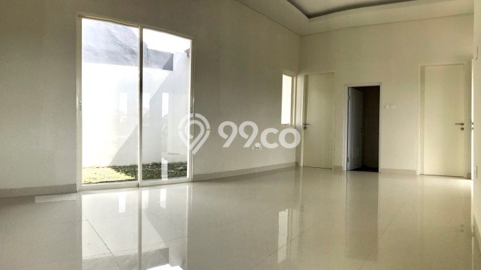 Rumah Strategis di Kerobokan, Dekat Kerobokan, Badung, Badung - 2 KT Rumah Strategis di Kerobokan, Dekat Kerobokan, Badung, Badung - 2 KT