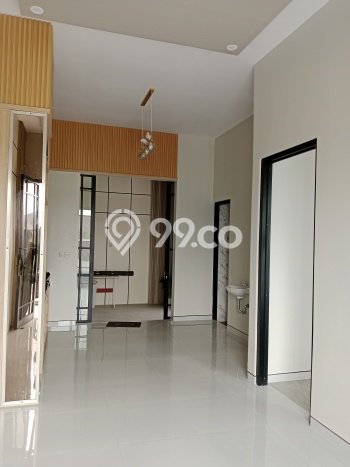 For Sale Rumah 3 Kamar Lokasi Strategis Nyaman dan Strategis di Rungkut For Sale Rumah 3 Kamar Lokasi Strategis Nyaman dan Strategis di Rungkut