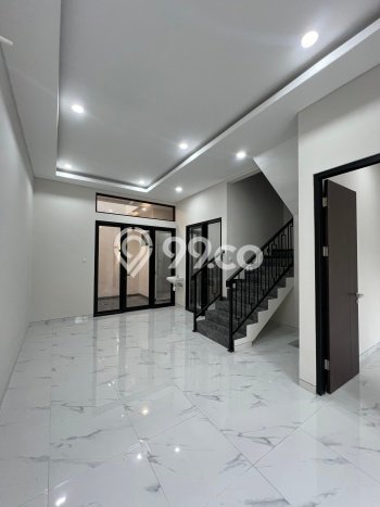 Dijual Rumah 5 Kamar Lokasi Strategis Bagus dan Strategis di Kenjeran Dijual Rumah 5 Kamar Lokasi Strategis Bagus dan Strategis di Kenjeran