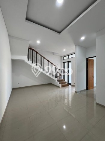 Jual Rumah Minimalis Bagus Punya 4 KT di Kenjeran Surabaya SHM Jual Rumah Minimalis Bagus Punya 4 KT di Kenjeran Surabaya SHM
