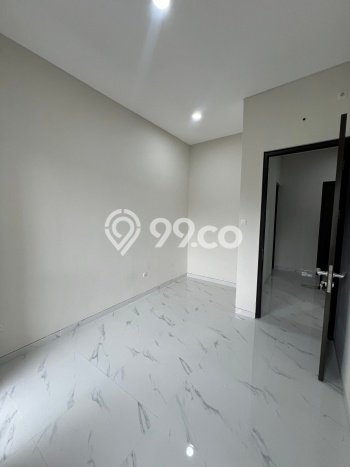 Dijual Rumah 5 Kamar Lokasi Strategis Bagus dan Strategis di Kenjeran Dijual Rumah 5 Kamar Lokasi Strategis Bagus dan Strategis di Kenjeran
