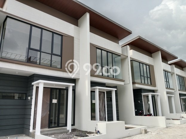 For Sale Rumah 3 Kamar Lokasi Strategis Bagus dan Strategis di Rungkut For Sale Rumah 3 Kamar Lokasi Strategis Bagus dan Strategis di Rungkut