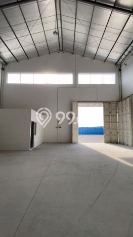 Dijual Gudang Strategis Kawasan Driyorejo, Luas 448m2m², Mainroad, Kawasan Komersial Dijual Gudang Strategis Kawasan Driyorejo, Luas 448m2m², Mainroad, Kawasan Komersial