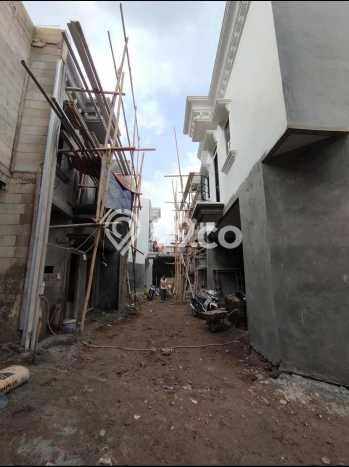 Jual Rumah Minimalis Bagus Punya 2 KT di Jagakarsa Jakarta Selatan SHM Jual Rumah Minimalis Bagus Punya 2 KT di Jagakarsa Jakarta Selatan SHM