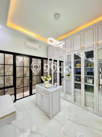 Ready to Use! Luxury House LT 406m2 Desain Elegan di Pondok Indah Ready to Use! Luxury House LT 406m2 Desain Elegan di Pondok Indah