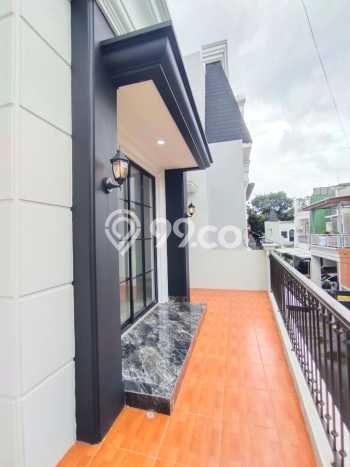 Dijual Rumah 4 Kamar Lokasi Ideal Nyaman dan Strategis di Jagakarsa Dijual Rumah 4 Kamar Lokasi Ideal Nyaman dan Strategis di Jagakarsa