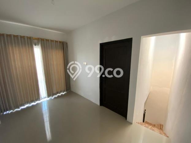 Rumah Modern Cantik 3 KT Bisa Langsung Pindah di Jagakarsa Rumah Modern Cantik 3 KT Bisa Langsung Pindah di Jagakarsa