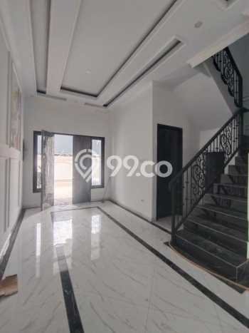 For Sale Rumah Mewah Exclusive di Jagakarsa, Jakarta Selatan For Sale Rumah Mewah Exclusive di Jagakarsa, Jakarta Selatan