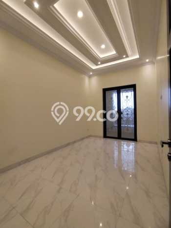 Rumah Strategis Modern Lb 150m2 di Jagakarsa, Jakarta Selatan Rumah Strategis Modern Lb 150m2 di Jagakarsa, Jakarta Selatan