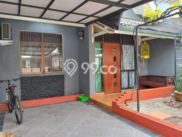 Disewakan! Rumah 3 Kamar Tidur &
2 Kamar Mandi di BSD Nusaloka, Tangerang Disewakan! Rumah 3 Kamar Tidur &
2 Kamar Mandi di BSD Nusaloka, Tangerang