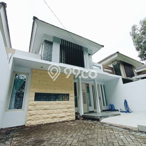 For Sale Rumah 2 Kamar Lokasi Ideal Bagus dan Strategis di Sidoarjo For Sale Rumah 2 Kamar Lokasi Ideal Bagus dan Strategis di Sidoarjo