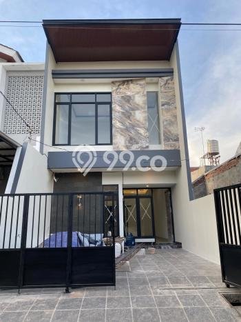 Hunian Cantik Modern Lb 120m2 di Rungkut, Surabaya Hunian Cantik Modern Lb 120m2 di Rungkut, Surabaya
