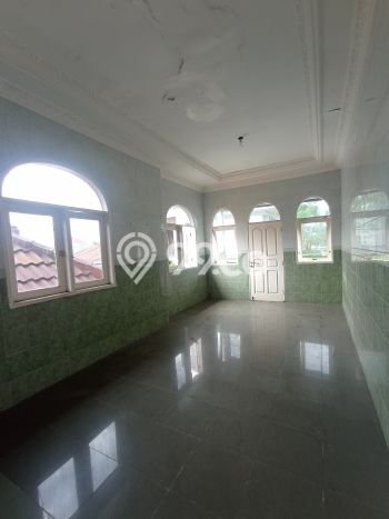 Rumah Luxury Modern Tanpa Renovasi di Sutorejo Surabaya Rumah Luxury Modern Tanpa Renovasi di Sutorejo Surabaya