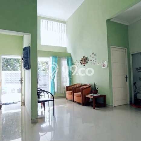 For Sale Rumah 2 Kamar Lokasi Ideal Bagus dan Strategis di Sidoarjo For Sale Rumah 2 Kamar Lokasi Ideal Bagus dan Strategis di Sidoarjo