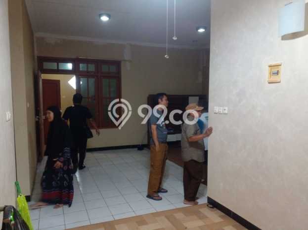 HUNIAN PREMIUM! Rumah kawasan Sidoarjo, 1 KM, Area Berkembang, LT 120m2m² LB 90m2m² HUNIAN PREMIUM! Rumah kawasan Sidoarjo, 1 KM, Area Berkembang, LT 120m2m² LB 90m2m²