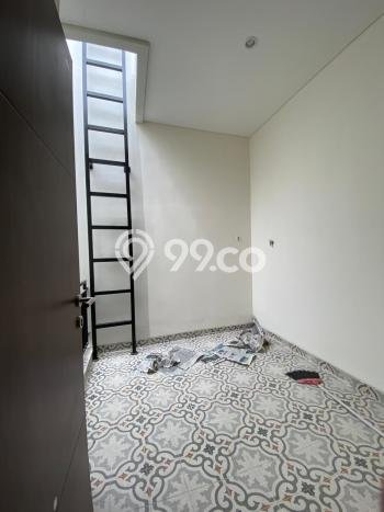 Hunian Cantik Modern Lb 120m2 di Rungkut, Surabaya Hunian Cantik Modern Lb 120m2 di Rungkut, Surabaya