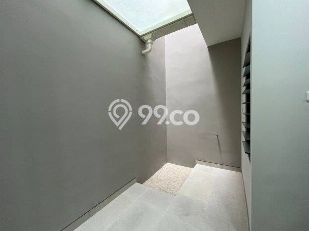 Jual Rumah Modern 5 KT di Sutorejo, Surabaya Jual Rumah Modern 5 KT di Sutorejo, Surabaya