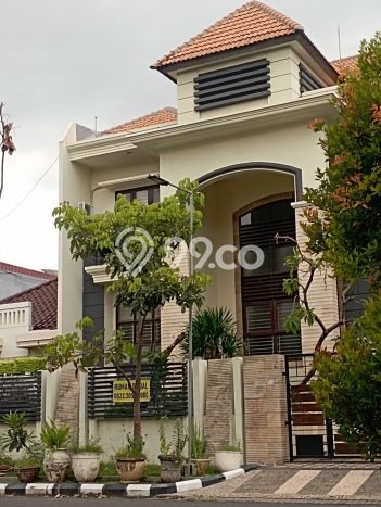 Rumah Luxury Modern Tanpa Renovasi di Sutorejo Surabaya Rumah Luxury Modern Tanpa Renovasi di Sutorejo Surabaya