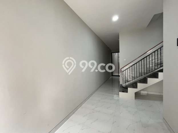 Jual Rumah Modern 5 KT di Sutorejo, Surabaya Jual Rumah Modern 5 KT di Sutorejo, Surabaya