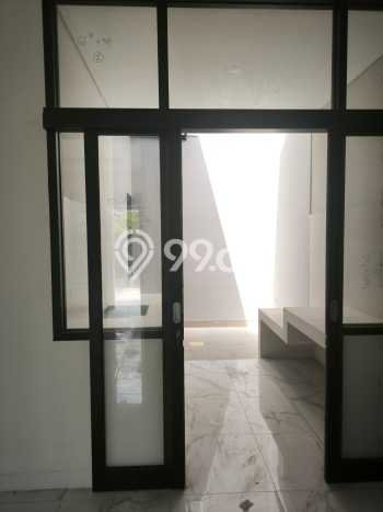Rumah Minimalis 3 KT di Mulyosari Surabaya Unfurnished Rumah Minimalis 3 KT di Mulyosari Surabaya Unfurnished
