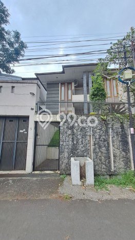 Rumah Modern di Pasteur, Bandung, LT 263m2m² LB 400m2m² Rumah Modern di Pasteur, Bandung, LT 263m2m² LB 400m2m²