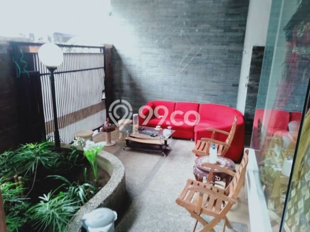 Rumah Siap Huni 6 KT 4 KM di Buah Batu, Bandung Rumah Siap Huni 6 KT 4 KM di Buah Batu, Bandung