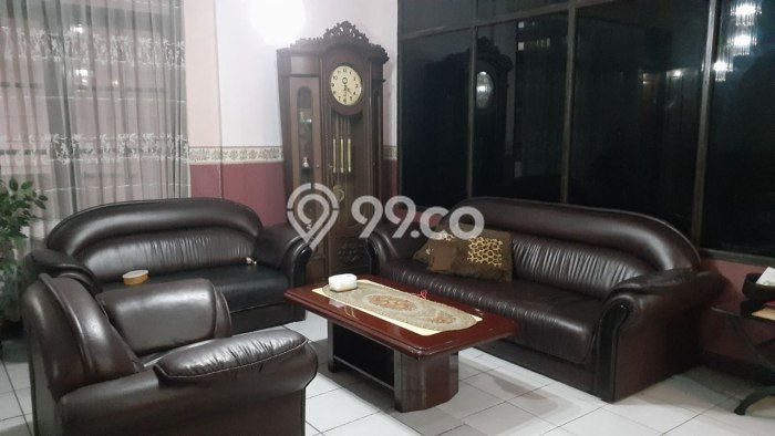 Kesempatan Langka Memiliki Rumah LT 563m2m² / LB 400m2m² di Jantung Kota Buah Batu, Bandung Kesempatan Langka Memiliki Rumah LT 563m2m² / LB 400m2m² di Jantung Kota Buah Batu, Bandung