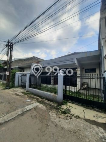 Rumah EXCLUSIVE di Buah Batu, Bandung, Luas 221m² LB 189m² HARGA TERBAIK! Rumah EXCLUSIVE di Buah Batu, Bandung, Luas 221m² LB 189m² HARGA TERBAIK!